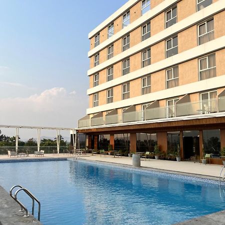 Vits Satyajeet Karad Hotel Eksteriør billede